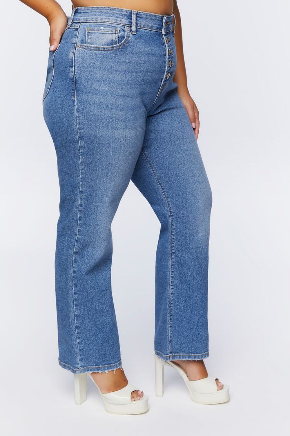 MEDIUM DENIM Plus Size High-Rise Straight-Leg Jeans, image 3