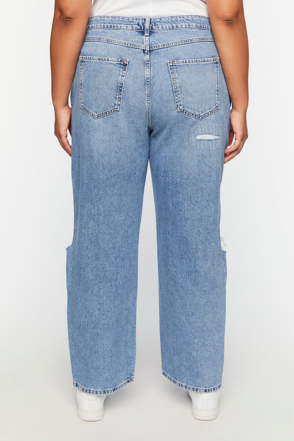 Plus Size Destroyed 90s-Fit Jeans