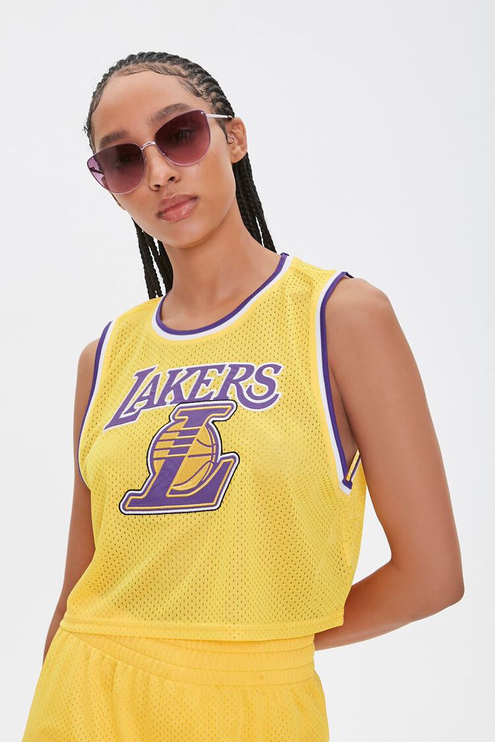 24th Birthday Idea! Lakers Jersey! Forever 21 chunky heels!