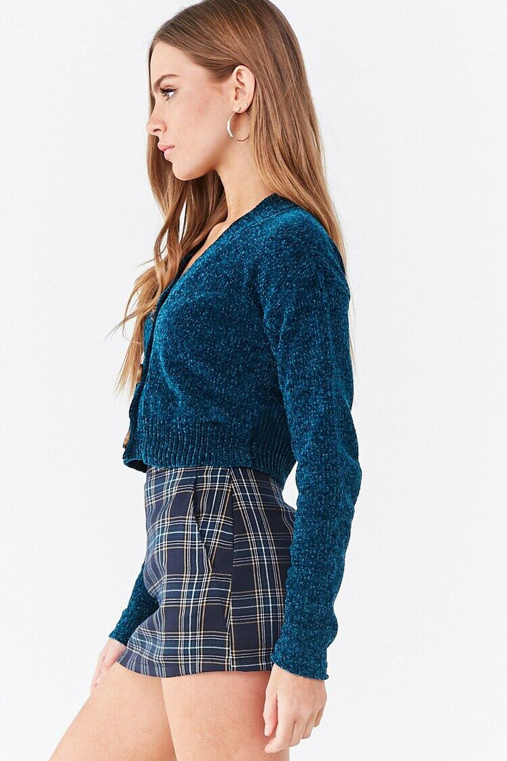 Forever 21 Cropped Chenille Sweater  Fashion knit sweater, Sweaters, Chenille  sweater