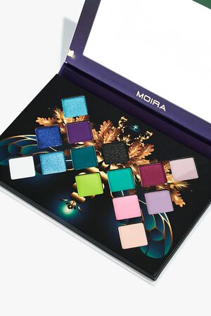 MOIRA Cosmetics on X: Buy one Never Ending LIghts Palette and Get