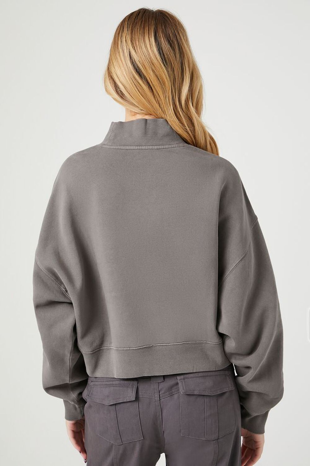 Forever 21 Cropped Fleece Pullover BOSTON OX NWT Gray Size XL - $14 (53%  Off Retail) New With Tags - From Janis