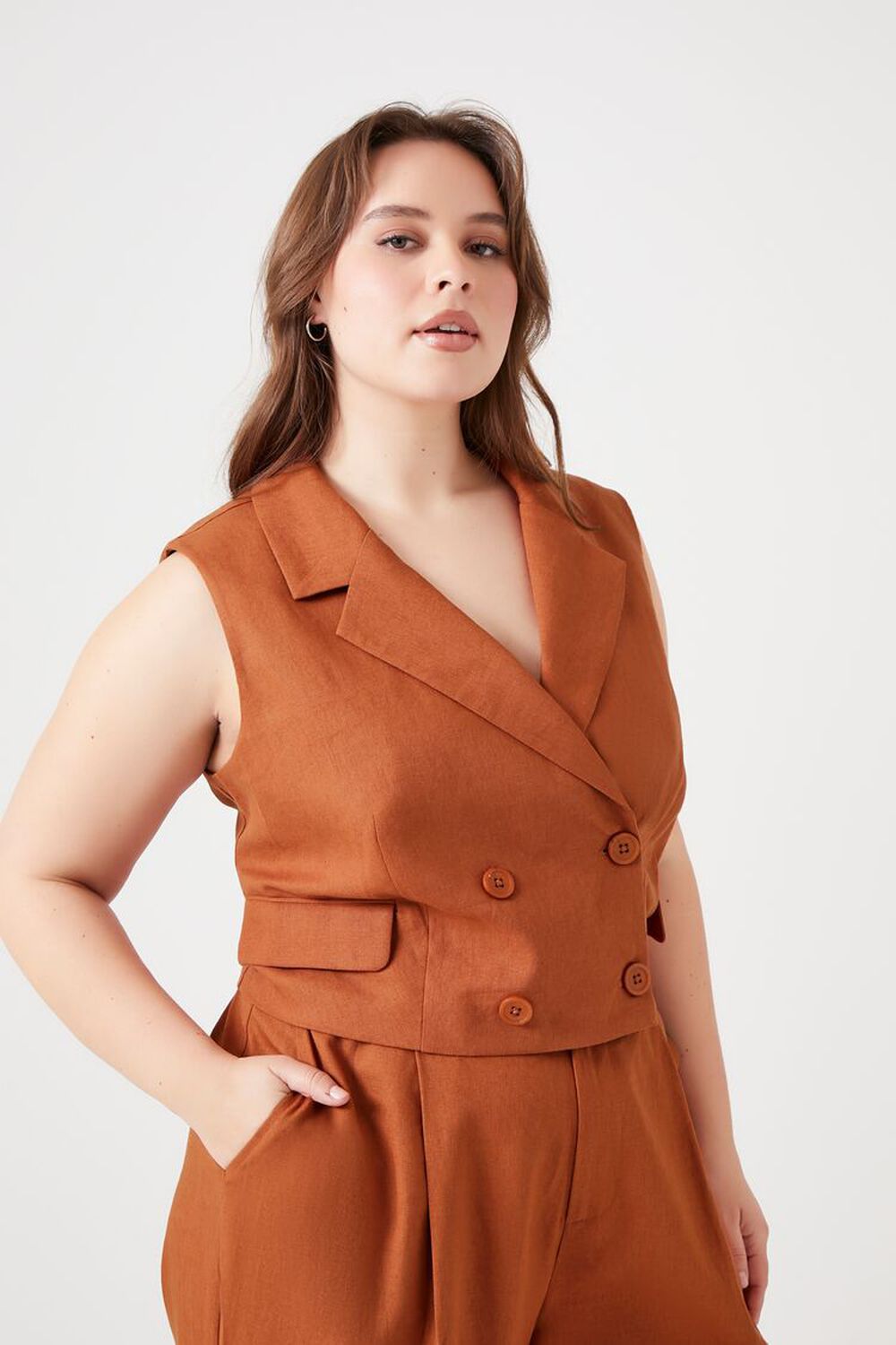 CLAY Plus Size Linen-Blend Notched Vest, image 2