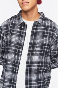 BLACK/MULTI Plaid Flannel Curved-Hem Shirt, image 5