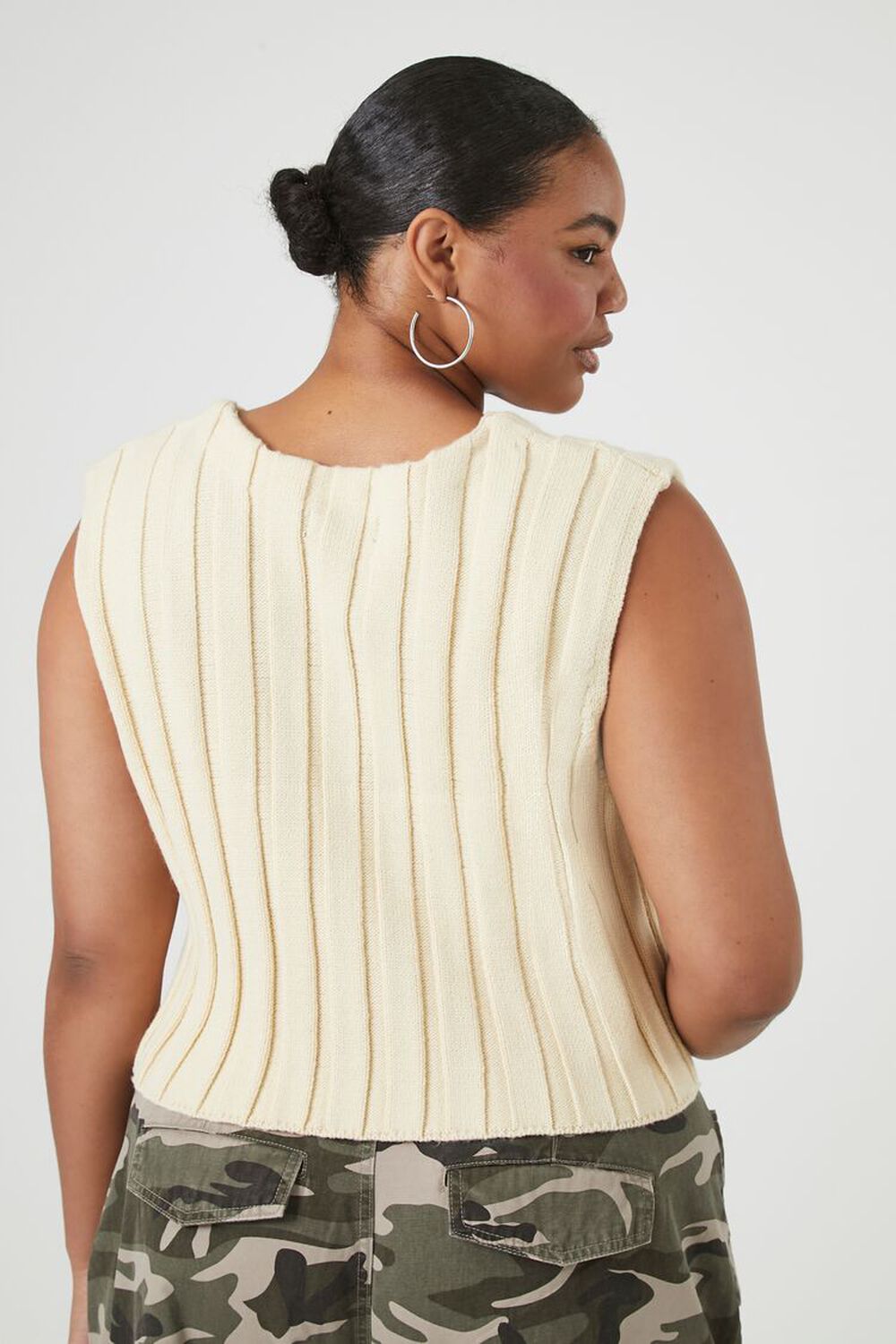 Plus Size Cropped Sweater Vest, image 3