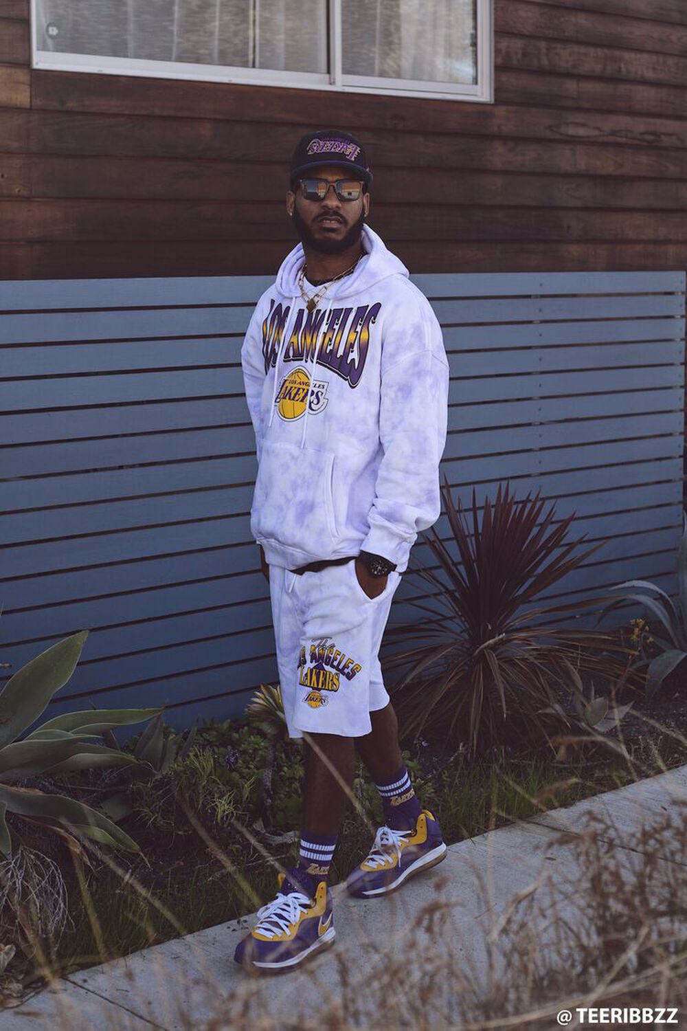 laker shorts outfit