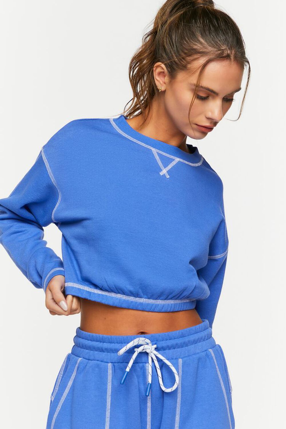 BLUE/WHITE Active Contrast-Trim Cropped Pullover, image 1