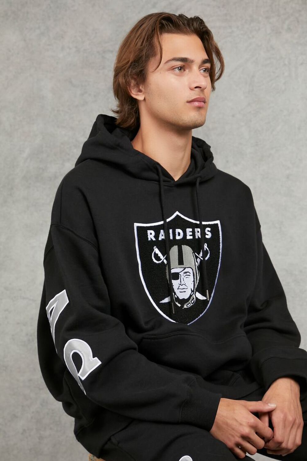 21men Forever 21 Men's Embroidered Las Vegas Raiders Hoodie Sweatshirt in Black Small | F21
