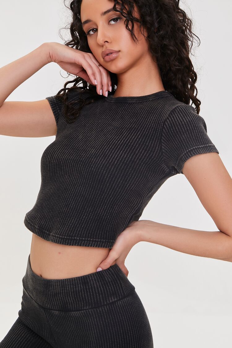 Women Cropped Waffle Knit Tee in Black,  XL FOREVER 21 on sale 2022