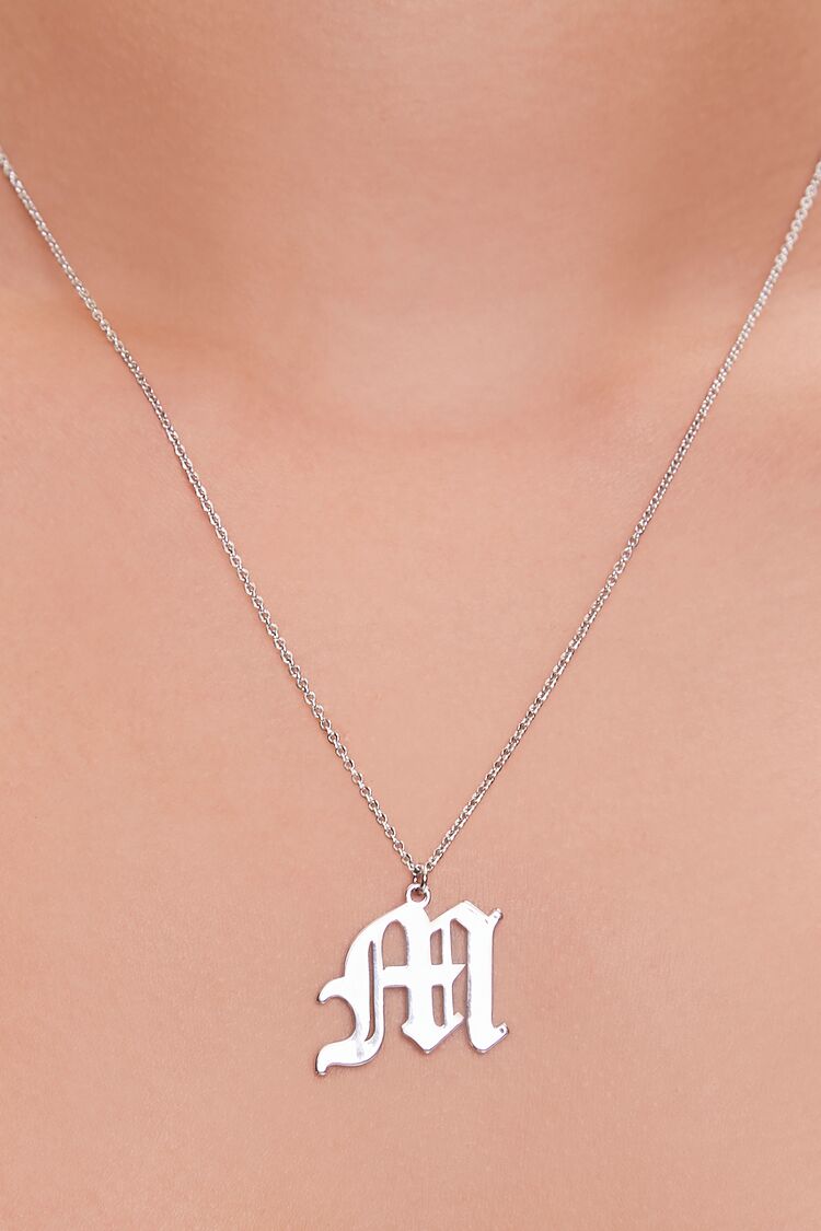 Women Initial Pendant Chain Necklace in Silver/M FOREVER 21 on sale 2022