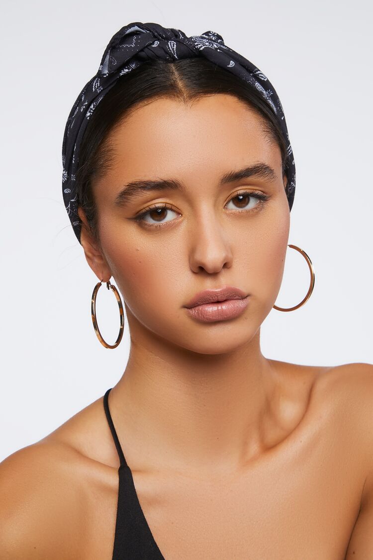 Knotted Bandana Headwrap in Black Accessories on sale 2022