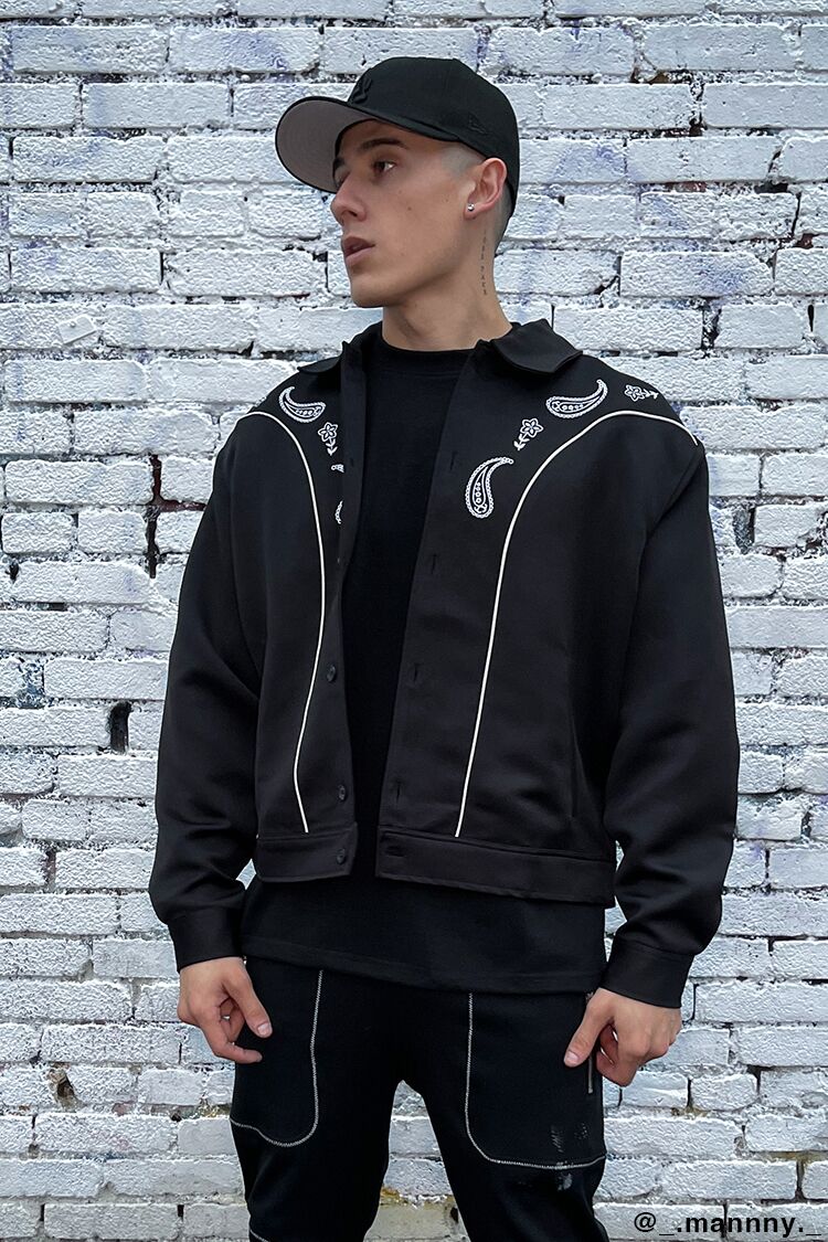 Men Embroidered Paisley Bomber Jacket in Black/White Large 21MEN on sale 2022