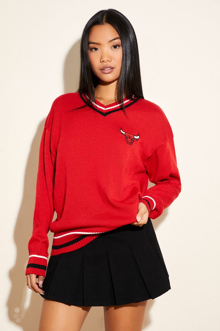 Chicago Bulls Embroidered Sweater | Forever 21