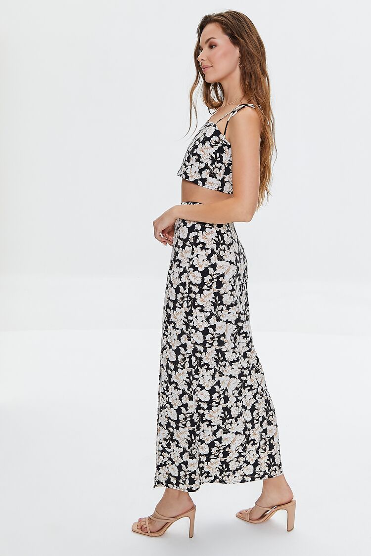 Women’s Floral Print Cropped Cami & Skirt Set in Black Medium black on sale 2022 2