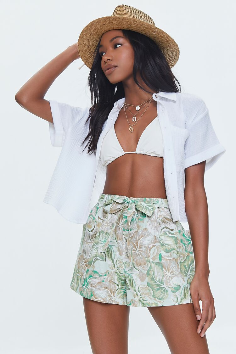 Women's Tropical Leaf Print Belted Shorts in Mint Medium
