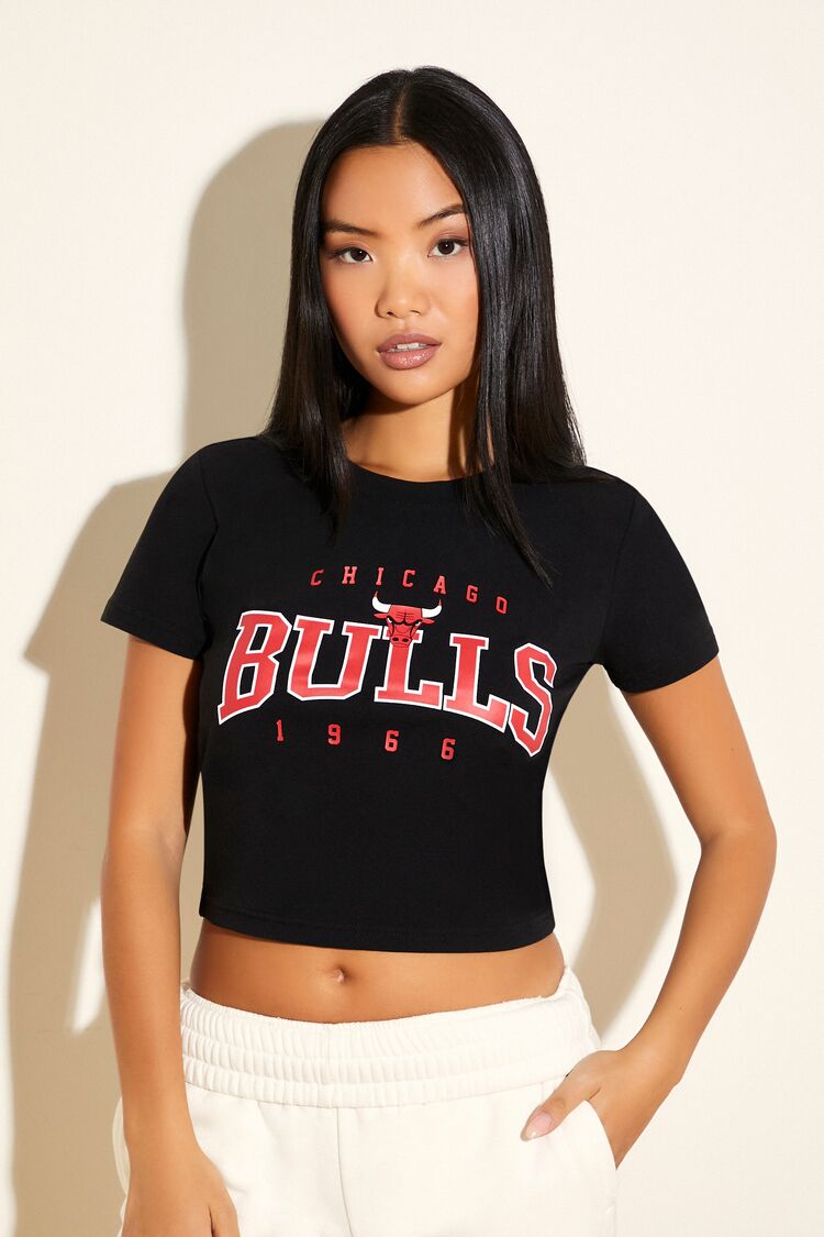 Chicago Bulls Graphic Cropped Tee